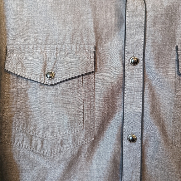 Express fitted button down - Picture 3 of 4